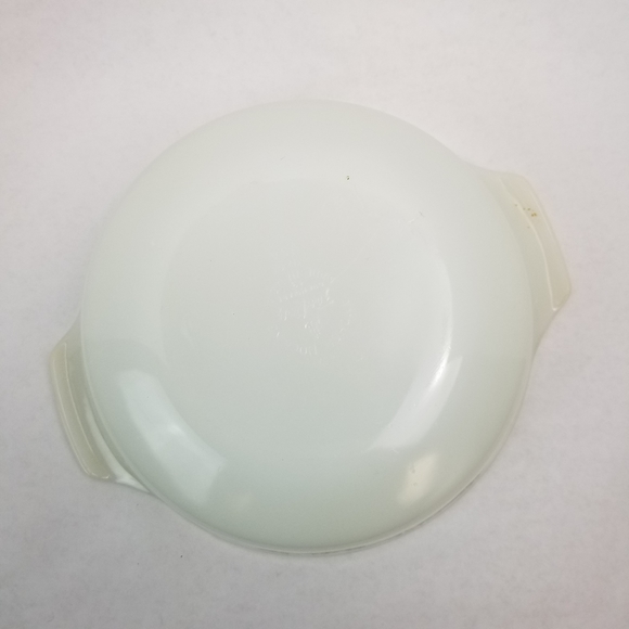 🌻Vintage Fire King Floral casserole dish - Picture 3 of 7